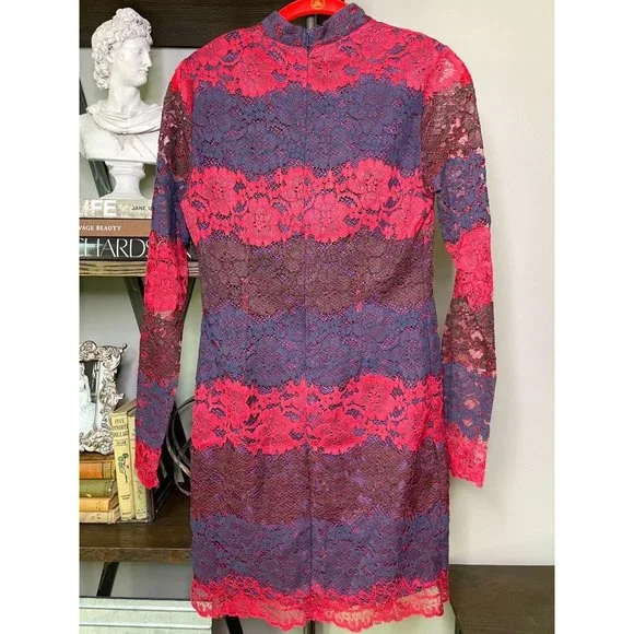 Romeo & Juliet Couture Long Sleeve Lace Dress Medium - Picture 4 of 7